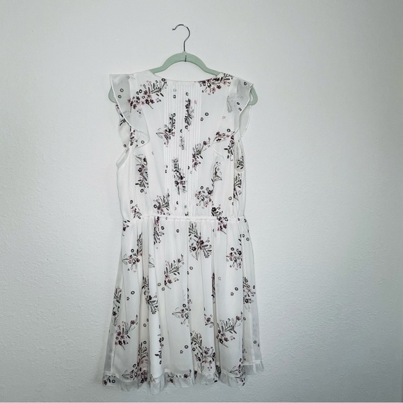 Abercrombie & Fitch Floral Flutter Sleeve Dress - Picture 2 of 7